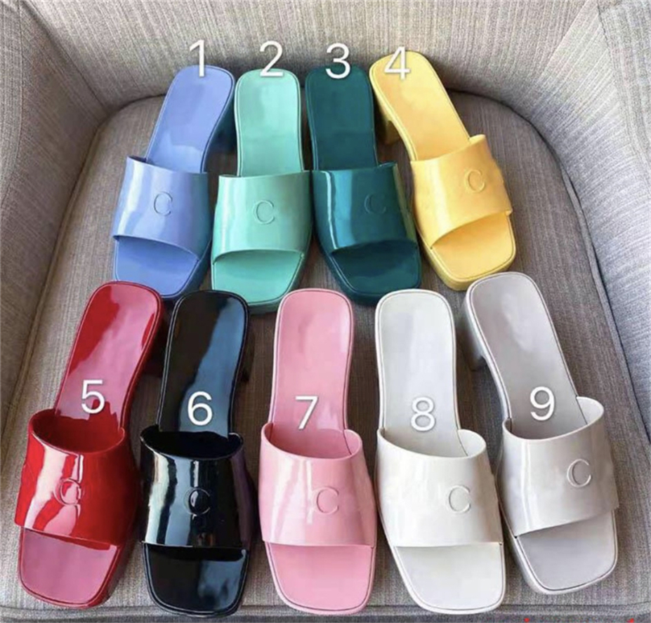 2023 Brand woman slipper designer lady Sandals summer jelly slide high heel slippers luxury Casual shoes Womens Leather Alphabet beach shoe
2023 Brand woman slipper designer lady Sandals summer jelly slide high heel slippers luxury Casual shoes Womens Leather Alphabet beach shoe