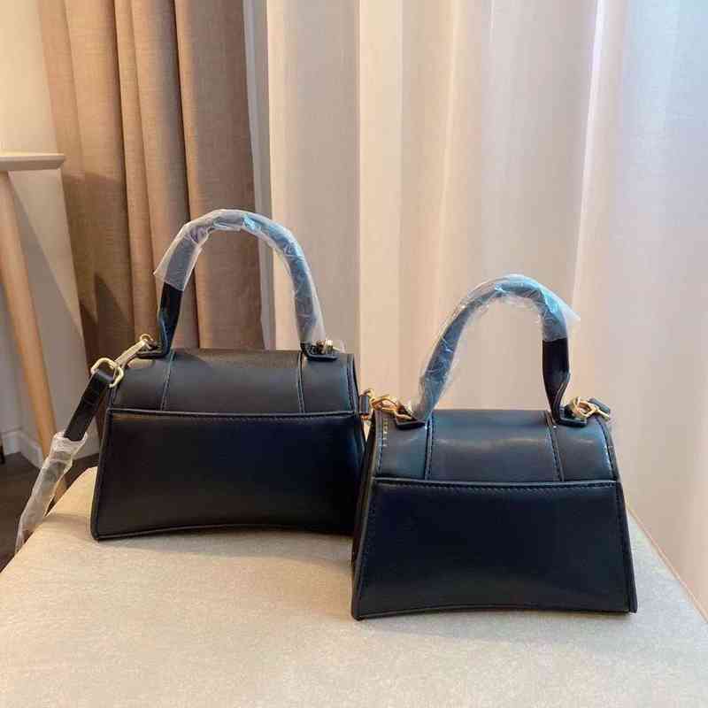 Bag Balencaigass Handbags 2022 Luxurys Hourglass Fashion Leather Women's s One Shoulder Messenger Handbag French 88U7, Crocodile large
Bag Balencaigass Handbags 2022 Luxurys Hourglass Fashion Leather Women's s One Shoulder Messenger Handbag French 88U7, Crocodile large