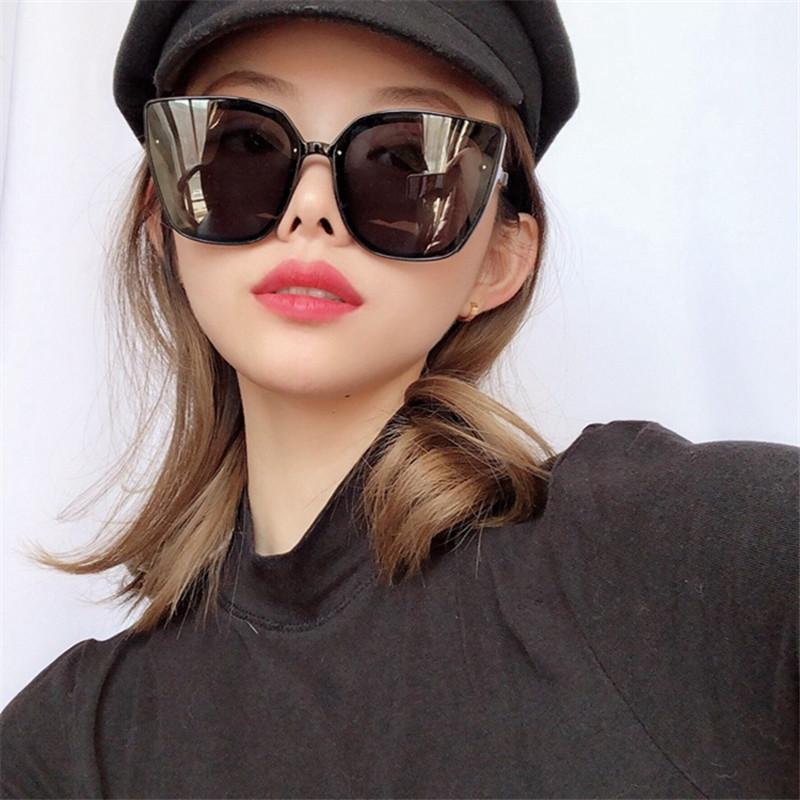 Sunglasses Korea Large Frame Polarized Women Literary BeachSunshade Glasses Dustproof Windproof Riding UV400 SunglassesSunglasses
Sunglasses Korea Large Frame Polarized Women Literary BeachSunshade Glasses Dustproof Windproof Riding UV400 SunglassesSunglasses