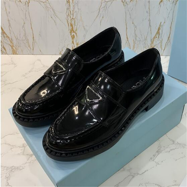 Luxury Women Dress Shoes Platform Casual Shoes Classic Womens Designer Genuine Leather Flats Metal Buckle Loafer, Box
Luxury Women Dress Shoes Platform Casual Shoes Classic Womens Designer Genuine Leather Flats Metal Buckle Loafer, Box