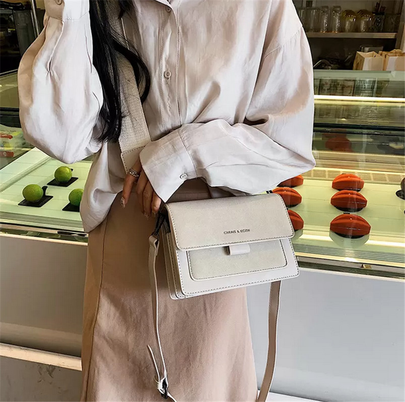 Famous Brand Designer Messenger Handbag Tote Leather Vintage Pattern Crossbody Handbag Purse New Shoulder Bag Clutch Tote H704
Famous Brand Designer Messenger Handbag Tote Leather Vintage Pattern Crossbody Handbag Purse New Shoulder Bag Clutch Tote H704