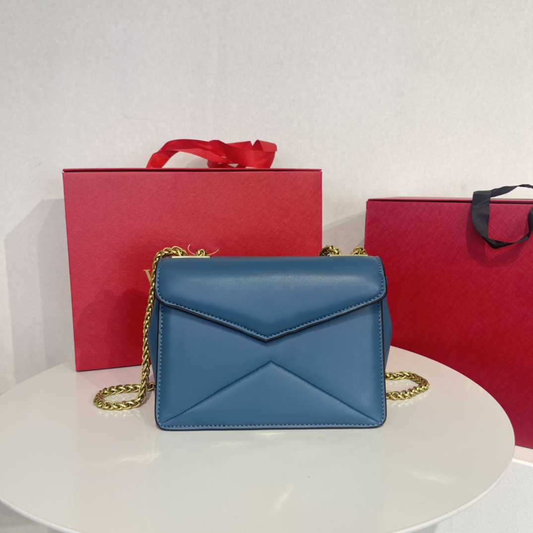 2022 Top Designer Women's Bags Vintage Chain Rivet Bag Hand Nubuck Suede One Shoulder Luxury Tote Wallet, Green(portable)
2022 Top Designer Women's Bags Vintage Chain Rivet Bag Hand Nubuck Suede One Shoulder Luxury Tote Wallet, Green(portable)