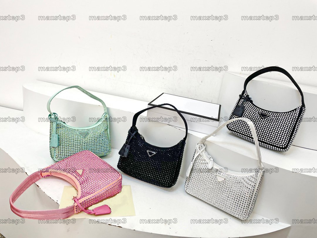2022SS Luxurys Nylon Re-edition 2000 Diamonds Underarm Bag Hand Bag Designer Cross Body Handbag Designers Classics Womens Handle Bags
2022SS Luxurys Nylon Re-edition 2000 Diamonds Underarm Bag Hand Bag Designer Cross Body Handbag Designers Classics Womens Handle Bags