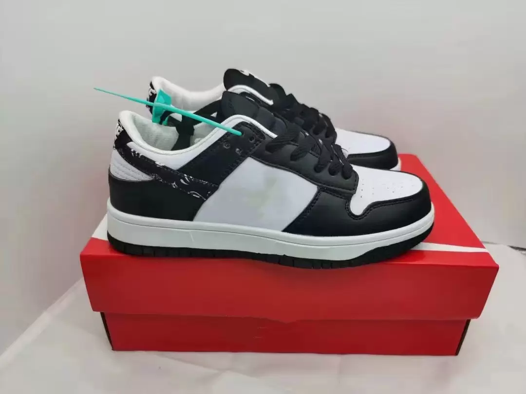 2022 Designer Fashion Men Women Casual Shoes Comfortable Leather Low Lace-Up Leisure Outdoor Wear-Resisting Skateboard Sneakers 36-44, #1
2022 Designer Fashion Men Women Casual Shoes Comfortable Leather Low Lace-Up Leisure Outdoor Wear-Resisting Skateboard Sneakers 36-44, #1