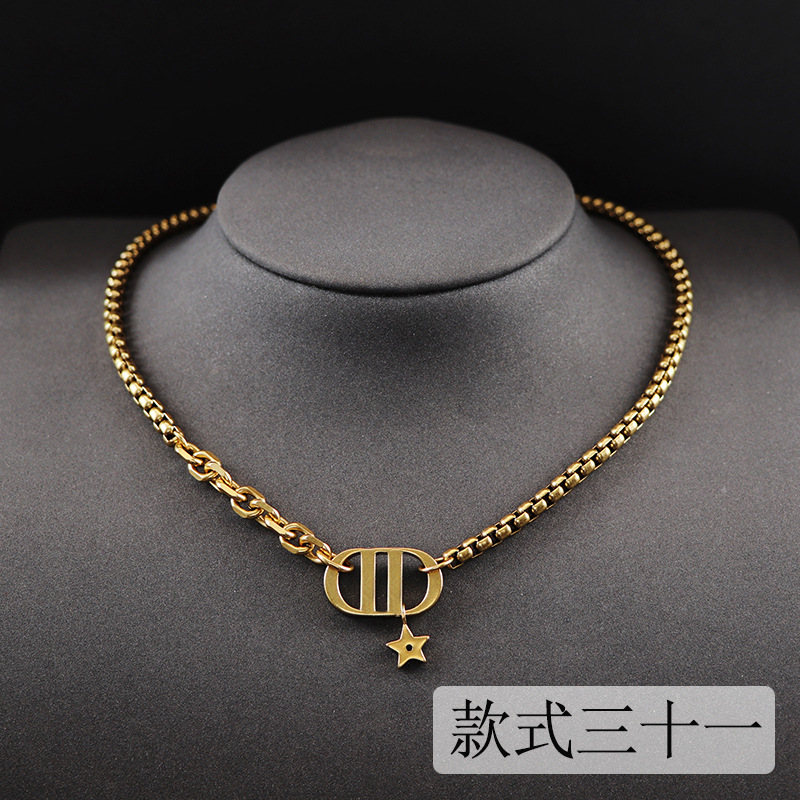 New designed women's D letter pendant necklace 18K Gold plated Retro Brass Celebrity Ladies necklaces earring studs luxurious D jewelry N11-3
New designed women's D letter pendant necklace 18K Gold plated Retro Brass Celebrity Ladies necklaces earring studs luxurious D jewelry N11-3