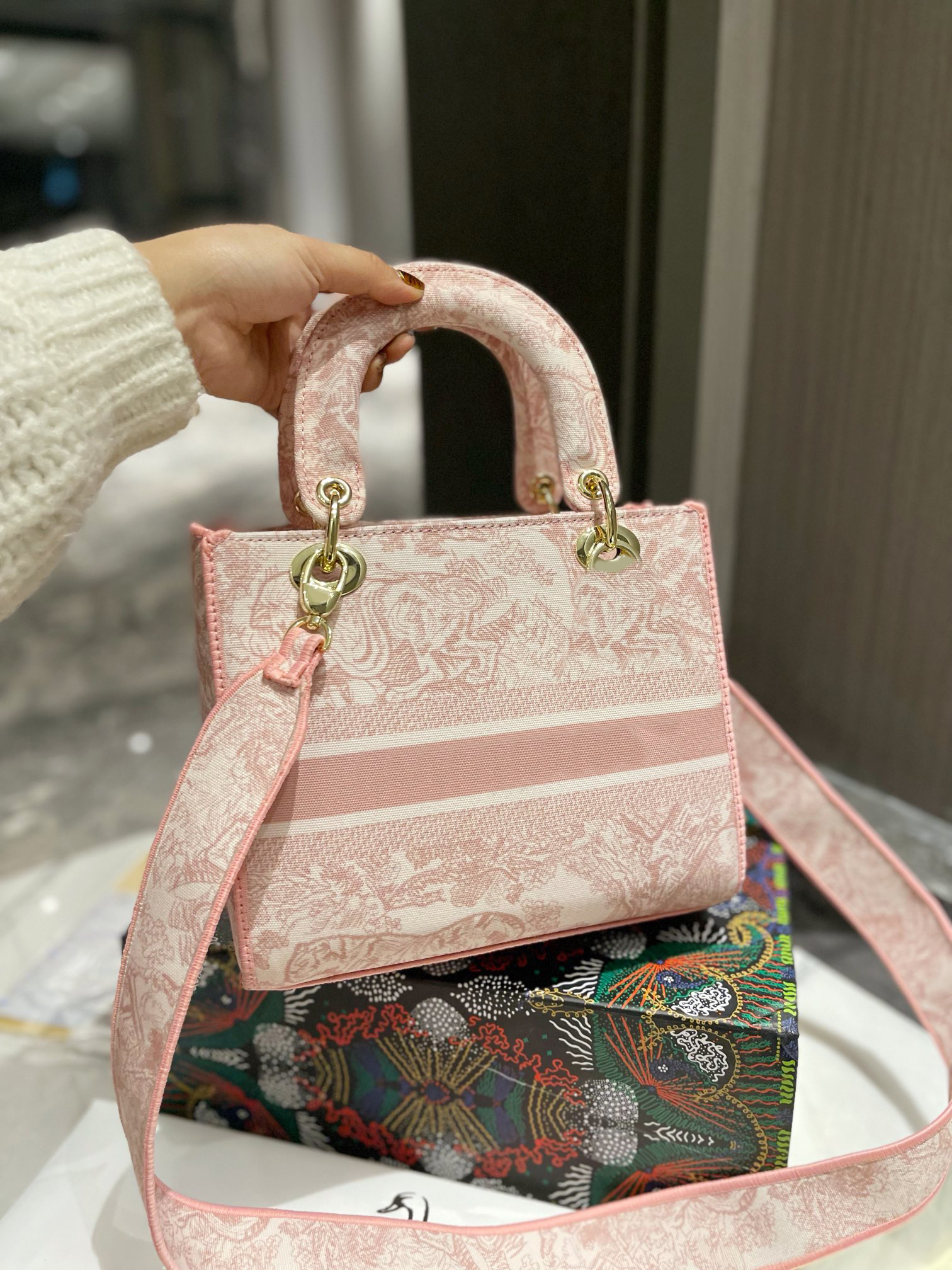Classic must-have Macarons Chain Shoulder Bags 2022 Luxurys Designers Messenger handbags women Brand Marmont leather handbag Wallet crossbody bag flap purses, No bags 
Classic must-have Macarons Chain Shoulder Bags 2022 Luxurys Designers Messenger handbags women Brand Marmont leather handbag Wallet crossbody bag flap purses, No bags