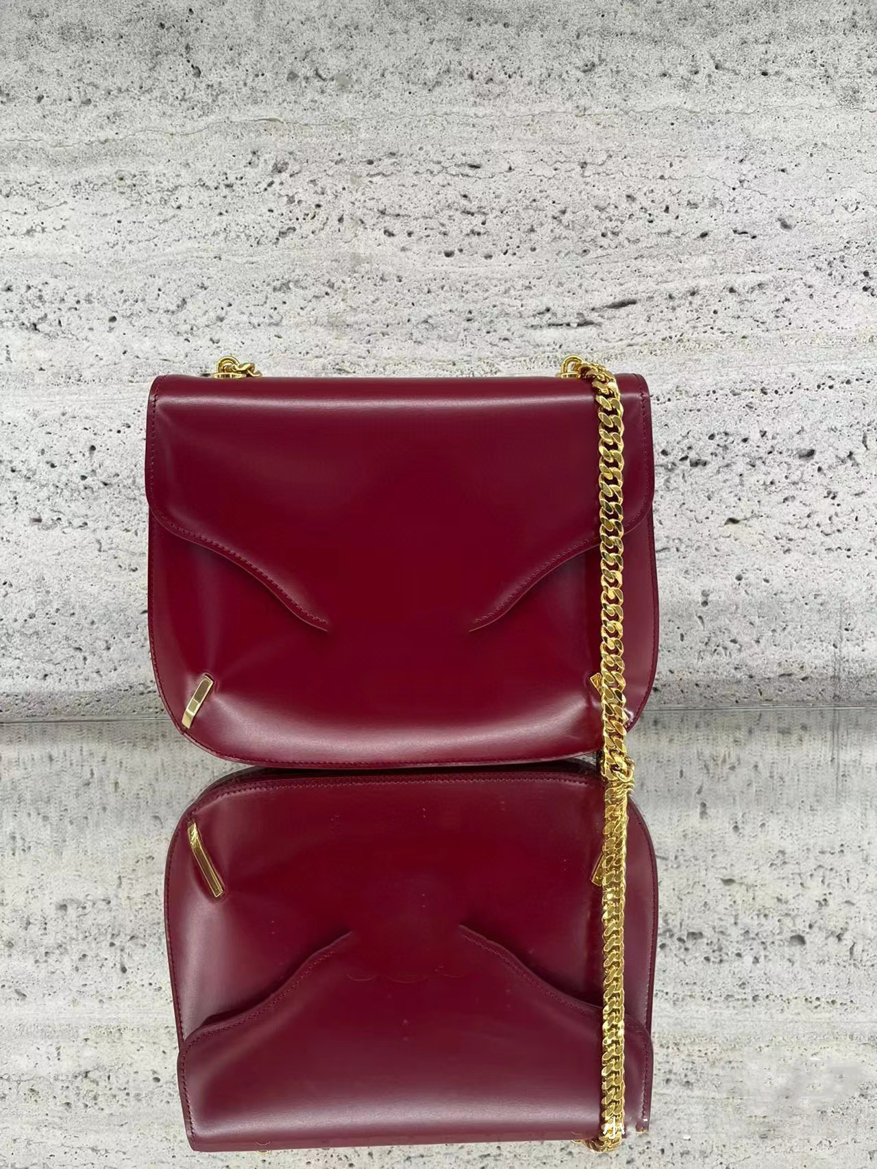 5A top quality Classic woman messenger bags high quality brand fashion handbag mini chain Crossbody shoulder bag ladies 2022 New for summer, White
5A top quality Classic woman messenger bags high quality brand fashion handbag mini chain Crossbody shoulder bag ladies 2022 New for summer, White