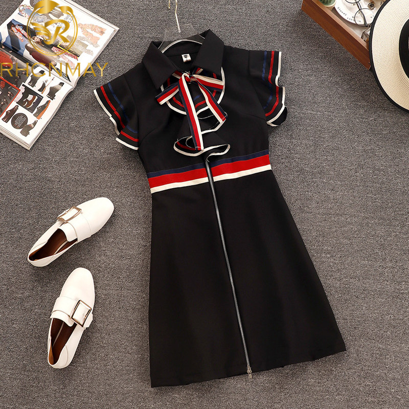Dresses for women 2022 Summer Runway Designer Women Retro Butterfly Sleeveless Bow Tie Collar Ruffles Weave Striped Zipper Up Mini Dress, Black
Dresses for women 2022 Summer Runway Designer Women Retro Butterfly Sleeveless Bow Tie Collar Ruffles Weave Striped Zipper Up Mini Dress, Black