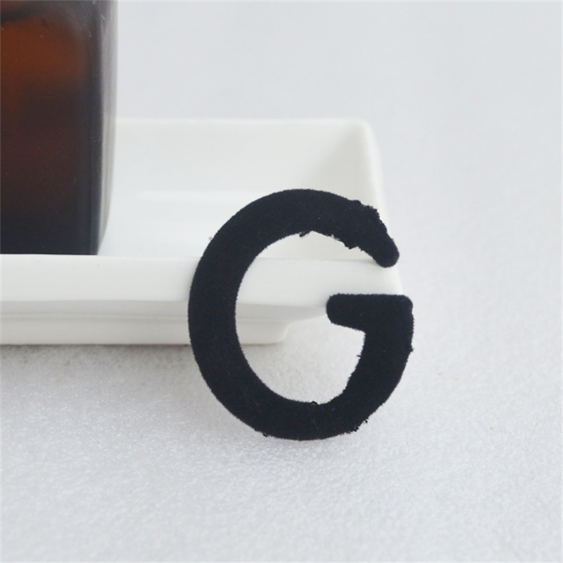 Simple Black Letter Brooches Fashion Chic Unisex Metal Brooch Versatile Personality Corsage Pins