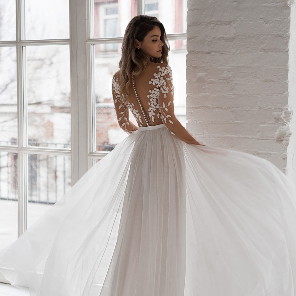 Simple Tulle Wedding Dresses High Split Applique Scoop Neck Sweep Train A-line Long Sleeve Bridal Gowns
