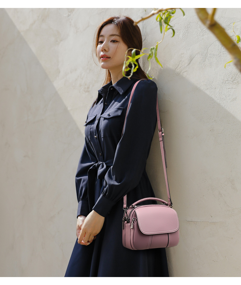 2022 Top Handbags Women PU Leather Shoulder Bags Vintage Designers Backpack Female Shoulder Bag 7296, 26x14x30cm
2022 Top Handbags Women PU Leather Shoulder Bags Vintage Designers Backpack Female Shoulder Bag 7296, 26x14x30cm