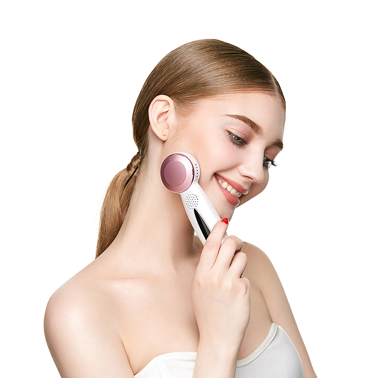 USB rechargeable hot cold face massage machine portable pore shrink and skin absorption enhance hot-cold hammer
USB rechargeable hot cold face massage machine portable pore shrink and skin absorption enhance hot-cold hammer