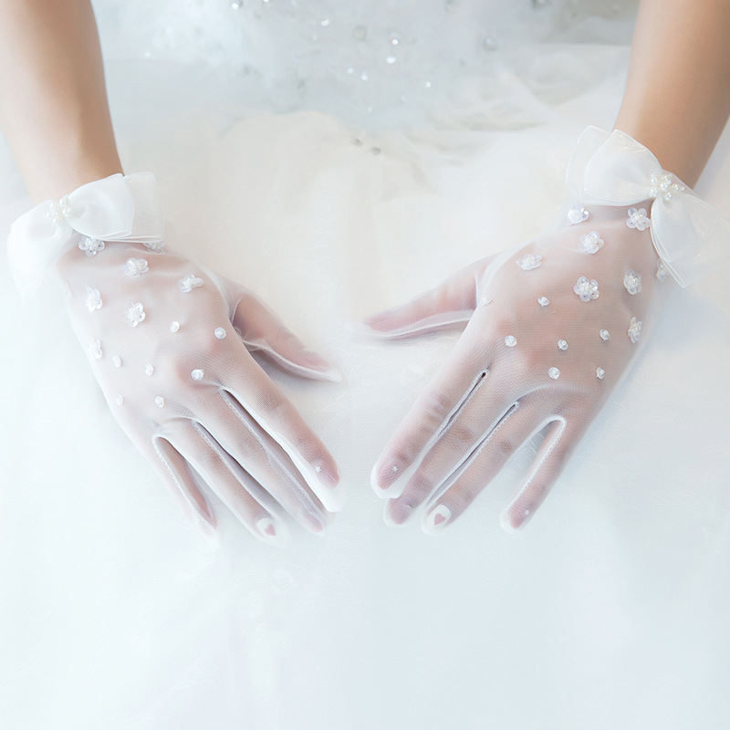 Wedding Gloves Lace Bridal Glove Simple and versatile sewing bead short mesh gloves