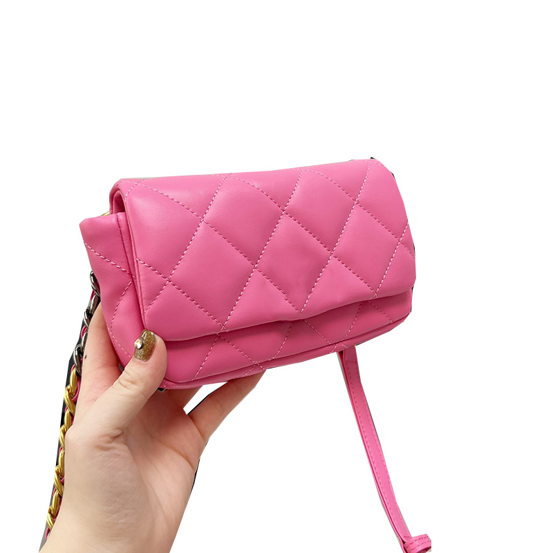 2022Ss Womens Girls 19 Fanny Packs Chest Bags Classic Mini Flap Quilted Gold Matelasse Chian Crossbody Shouler Bust Vanity Cosmetic Outdoor Sacoche Handbags 17CM, Box
2022Ss Womens Girls 19 Fanny Packs Chest Bags Classic Mini Flap Quilted Gold Matelasse Chian Crossbody Shouler Bust Vanity Cosmetic Outdoor Sacoche Handbags 17CM, Box