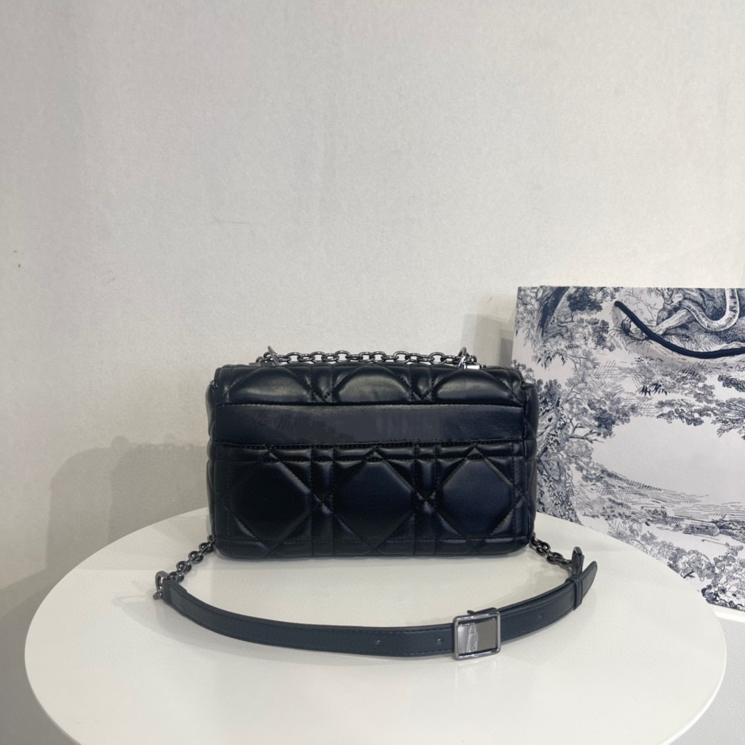 Shoulder Crossbody Totes Backpack Lady Bag Purse Handbags Wallet Tote Diamond Lattice Purses Chian Letter Wallets Women Designers Bags Handbag, D- 4
Shoulder Crossbody Totes Backpack Lady Bag Purse Handbags Wallet Tote Diamond Lattice Purses Chian Letter Wallets Women Designers Bags Handbag, D- 4