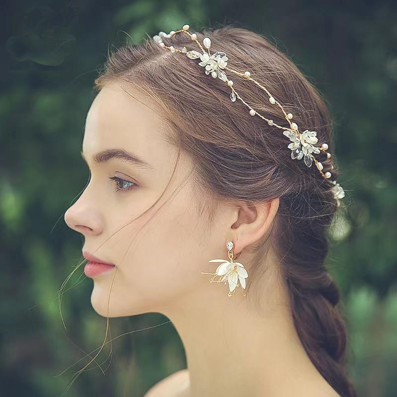 Headpieces Crystal Headband Gold Rhinestone Elegant Banquet Earrings For Bridal Headwear Tiara Wedding Headdress Women Hair AccessoriesHeadp
Headpieces Crystal Headband Gold Rhinestone Elegant Banquet Earrings For Bridal Headwear Tiara Wedding Headdress Women Hair AccessoriesHeadp