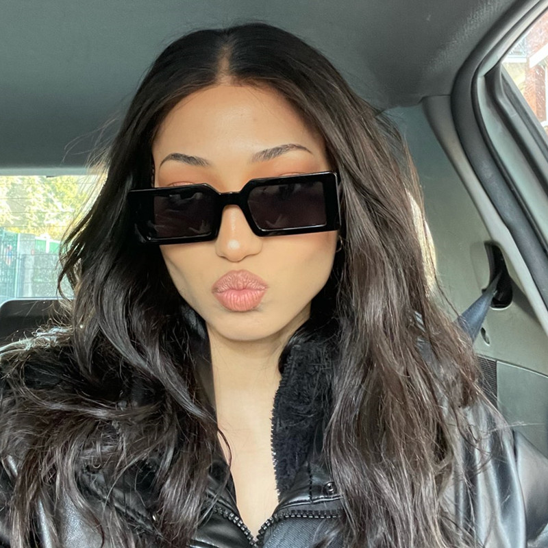 New Fashion Retro Square Sunglasses Women Vintage Sun Glasses For Women/Men Luxury Brand Eyeglasses Women Small Oculos De Sol
New Fashion Retro Square Sunglasses Women Vintage Sun Glasses For Women/Men Luxury Brand Eyeglasses Women Small Oculos De Sol