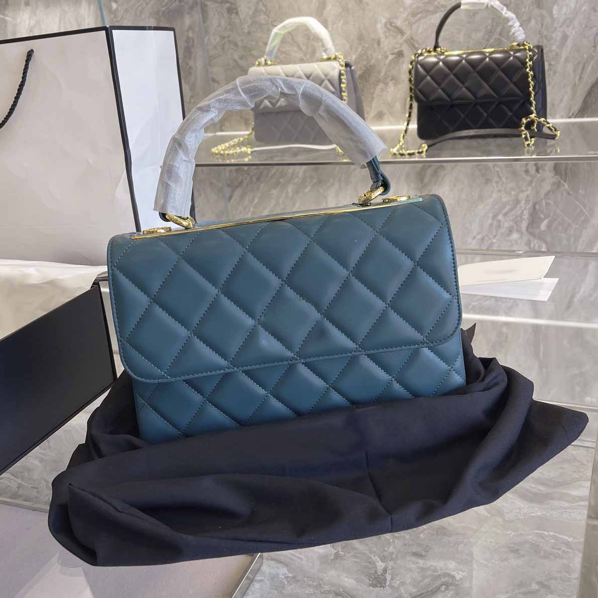 20CM Flap Mini Ladies Designer Bags Solid Color Quality Sheepskin Shoulder Bag Handbag Metallic Sequins Classic Handbags Handle Chains Cross, Box
20CM Flap Mini Ladies Designer Bags Solid Color Quality Sheepskin Shoulder Bag Handbag Metallic Sequins Classic Handbags Handle Chains Cross, Box