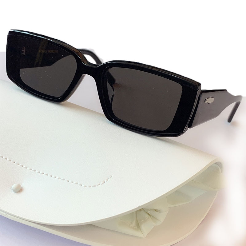 Sunglasses Designer Men Fashion Full Frame DEUS Brand Sunglasses Women Classic Versatile Style Glasses UV400 Original Box
Sunglasses Designer Men Fashion Full Frame DEUS Brand Sunglasses Women Classic Versatile Style Glasses UV400 Original Box