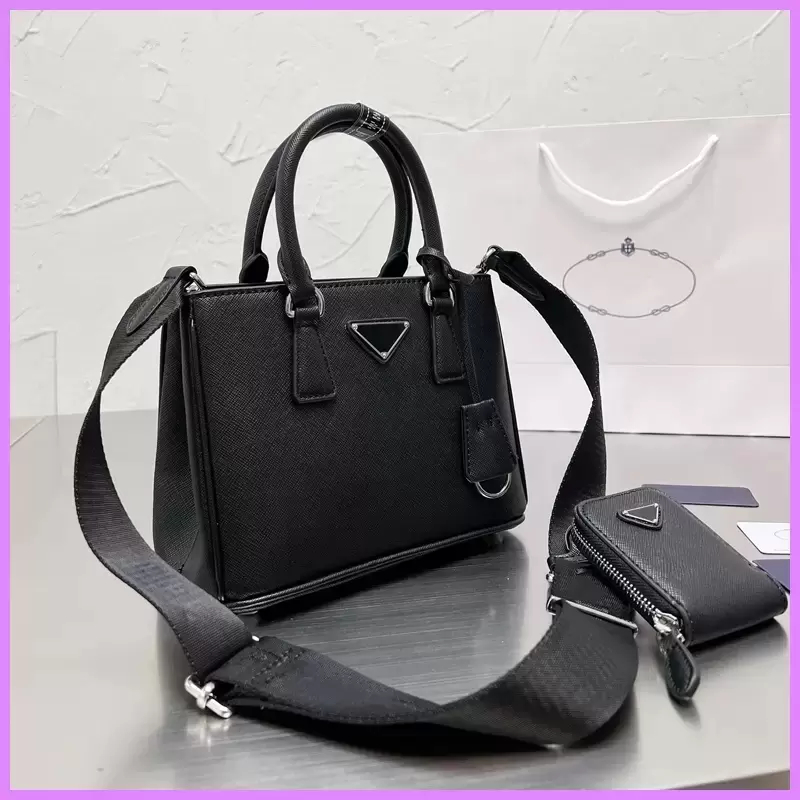 Z 2022Ss Women fashion handbags designer Shoulder Bag New Women's designers wallet high quality leather leather solid color wallet classic men's handbag casua, Extra freight
Z 2022Ss Women fashion handbags designer Shoulder Bag New Women's designers wallet high quality leather leather solid color wallet classic men's handbag casua, Extra freight