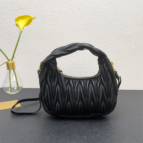 High quality hobo tote bags women's vintage soft Fold bags fashion shoulder crossbody bag m pink black white handbags
High quality hobo tote bags women's vintage soft Fold bags fashion shoulder crossbody bag m pink black white handbags