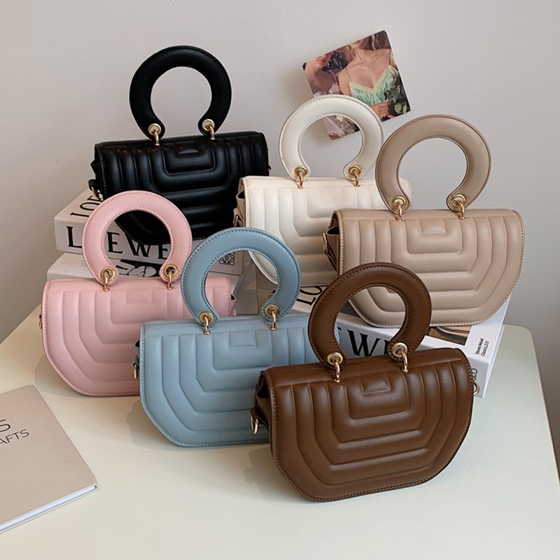 Elegant Women PU Leather Crossbody Bag Luxury Designer Pink Blue Handbags Female Shoulder Bags Wedding Purse Day Clutch fashionbag250, 22cm-11cm-8cm
Elegant Women PU Leather Crossbody Bag Luxury Designer Pink Blue Handbags Female Shoulder Bags Wedding Purse Day Clutch fashionbag250, 22cm-11cm-8cm