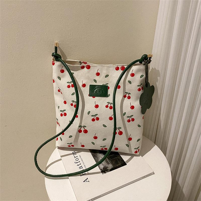 Evening Bags Niche Design Canvas Handbags 2022 Summer Large-capacity For Women One-shoulder Messenger Bag Personality Ins Tote BagEvening, Black
Evening Bags Niche Design Canvas Handbags 2022 Summer Large-capacity For Women One-shoulder Messenger Bag Personality Ins Tote BagEvening, Black