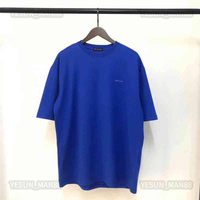T Shirts Designer Luxury Spring And Summer Balencaigas Classic Small Letter Printed T Shirt Mens And Womens Couple Loose Tee Various Styles, 16
T Shirts Designer Luxury Spring And Summer Balencaigas Classic Small Letter Printed T Shirt Mens And Womens Couple Loose Tee Various Styles, 16