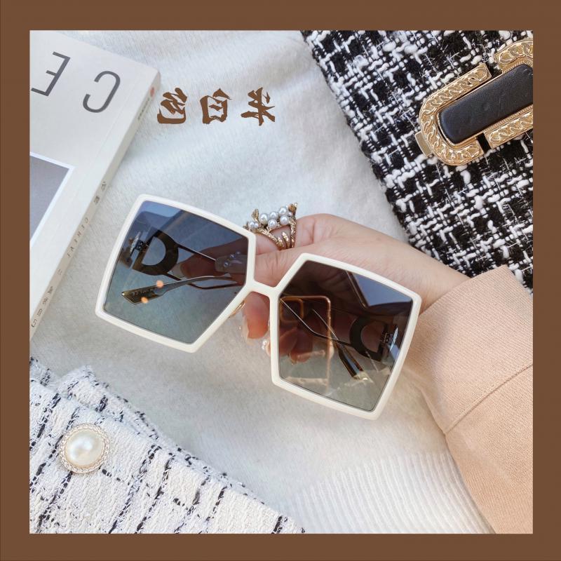 50% discount for factory direct salesOriginal Star Same Off White Net Red d Home Large Female Sunglasses Feel Small