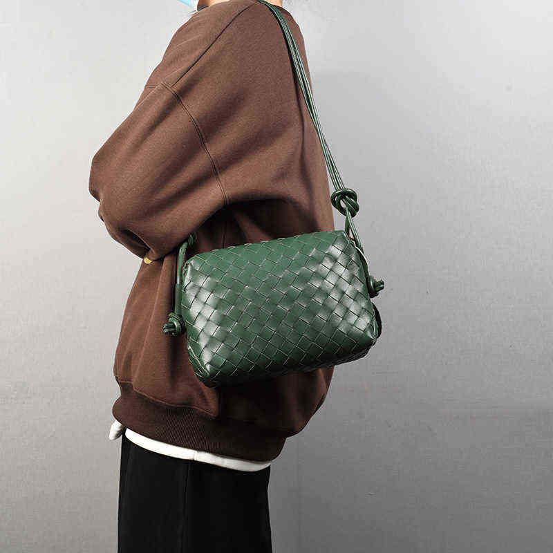 Women's Shoulder Bag Woven Small Mini Female 2022 Trend Genuine Leather Crossbody Side Bags Fashion Ladies Luxury Brand Design, Green
Women's Shoulder Bag Woven Small Mini Female 2022 Trend Genuine Leather Crossbody Side Bags Fashion Ladies Luxury Brand Design, Green