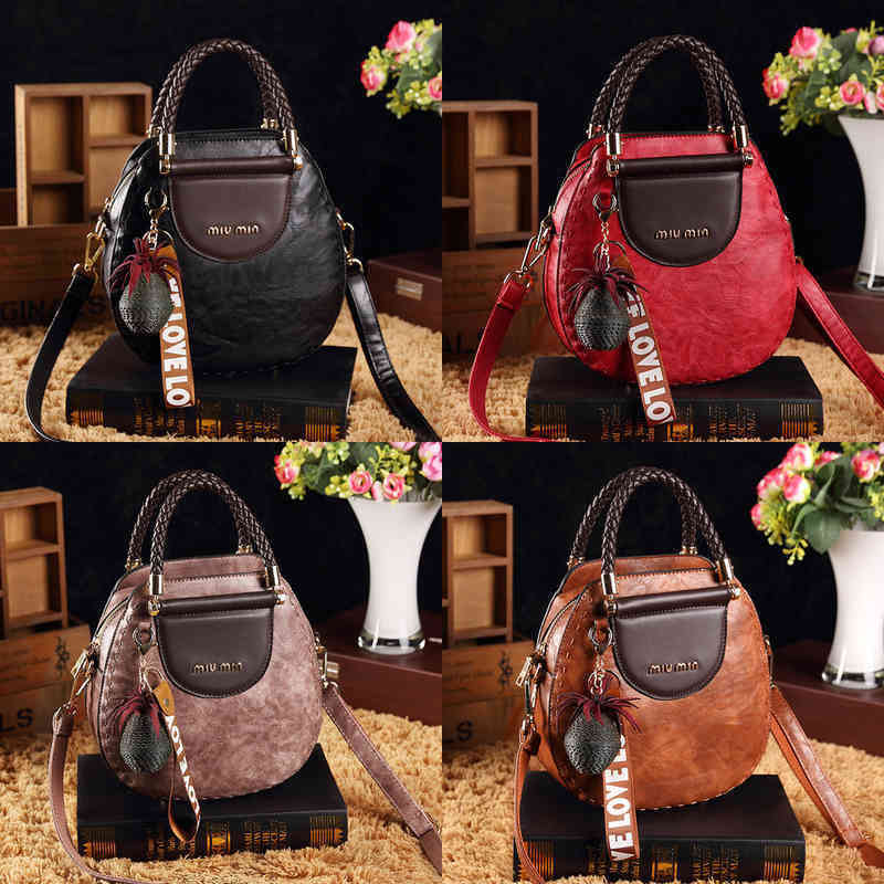 Evening Bags Paul bag women's trend 2022 new fashion one shoulder portable cross 6023 220221, Black spot
Evening Bags Paul bag women's trend 2022 new fashion one shoulder portable cross 6023 220221, Black spot
