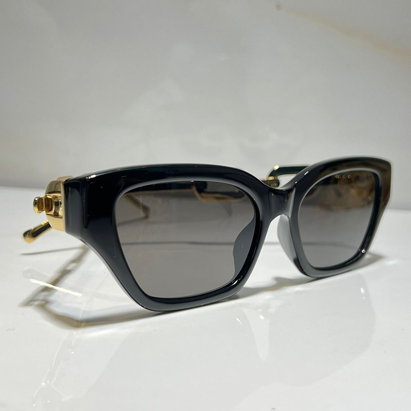 Sunglasses For Women Men Summer 1474 Style Anti-Ultraviolet Retro Shield Lens Plate Cat Eye Full Frame Fashion Eyeglasses Random Box
Sunglasses For Women Men Summer 1474 Style Anti-Ultraviolet Retro Shield Lens Plate Cat Eye Full Frame Fashion Eyeglasses Random Box
