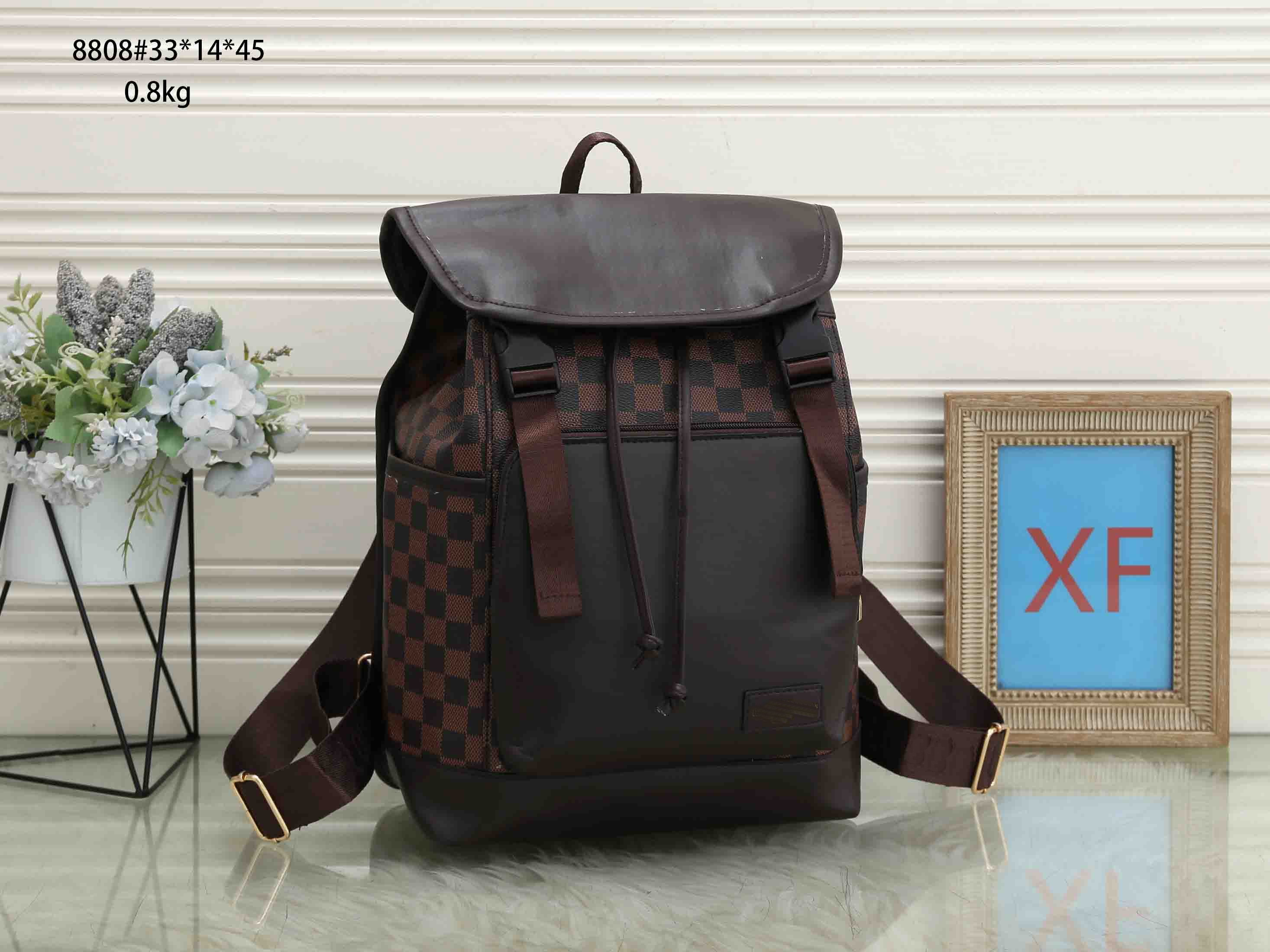 Men Women Backpacks School Bags Luxury Leather Fashion Designers Students Shoulder Bag Cross Body Purses Top boys girls travel bag, With logo
Men Women Backpacks School Bags Luxury Leather Fashion Designers Students Shoulder Bag Cross Body Purses Top boys girls travel bag, With logo