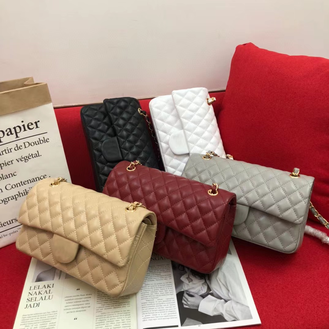 Top Quality Designer Bag Classic Chain Flap Bag Luxury Lambskin Double Bags Famous Brand Large Capacity Fashion Totes Crosshody Women Shoulder Handbags, Box
Top Quality Designer Bag Classic Chain Flap Bag Luxury Lambskin Double Bags Famous Brand Large Capacity Fashion Totes Crosshody Women Shoulder Handbags, Box
