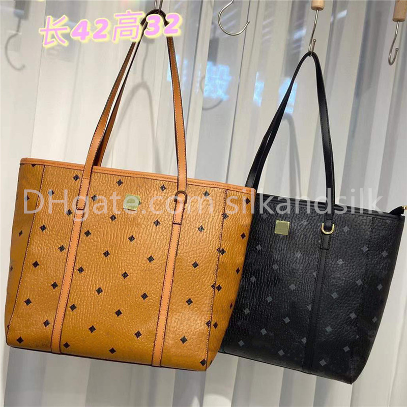 Womens Tote Bag High Quality Single Shoulder Bags Designer Purse Luxury Large Capacity European and American Fashion Casual Printing Mummy Shopping Bags, Multi-color
Womens Tote Bag High Quality Single Shoulder Bags Designer Purse Luxury Large Capacity European and American Fashion Casual Printing Mummy Shopping Bags, Multi-color