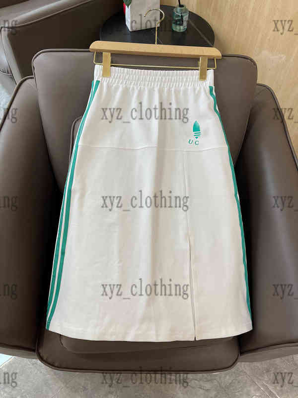 high-end womens two piece dress Short-sleeved printed T-shirt long slit skirt suit newly designer white dresses cotton t shirts sets 2022ss summer half skirts, Black
high-end womens two piece dress Short-sleeved printed T-shirt long slit skirt suit newly designer white dresses cotton t shirts sets 2022ss summer half skirts, Black