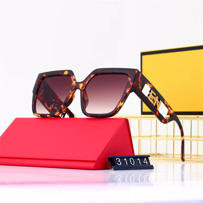 Designer Sunglasses For Men Womens Fashion Glasses Luxury Polarized Sunglass Women Summer Classic Sun Glass Outdoor Unisex Mens Eyeglasses 2207253D
Designer Sunglasses For Men Womens Fashion Glasses Luxury Polarized Sunglass Women Summer Classic Sun Glass Outdoor Unisex Mens Eyeglasses 2207253D