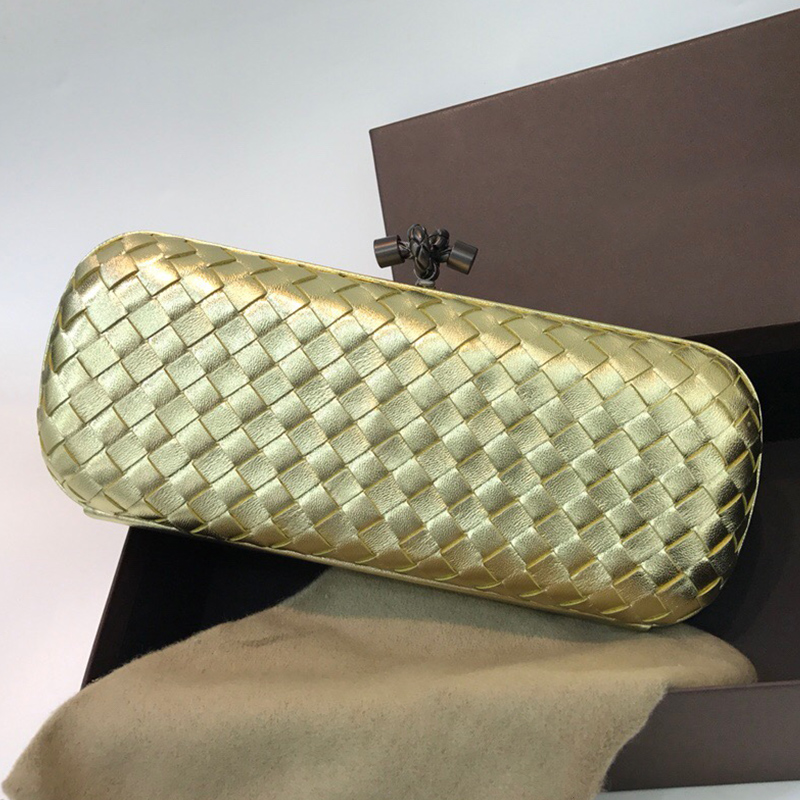 Vintage Satin Weave Leather Evening Bag Multifunctional Clutch Women's New Jewelry Box Cosmetic Bag Fashion Versatile Design Splicing Snakeskin, Dark grey
Vintage Satin Weave Leather Evening Bag Multifunctional Clutch Women's New Jewelry Box Cosmetic Bag Fashion Versatile Design Splicing Snakeskin, Dark grey