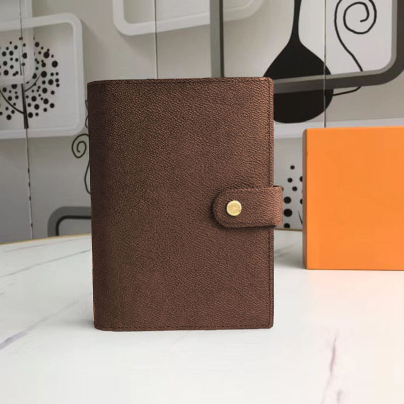 M2004 Medium agenda notepad holder cover white paper notebook office travel journal diary jotter 6 credit card holders slots with box, Black flower
M2004 Medium agenda notepad holder cover white paper notebook office travel journal diary jotter 6 credit card holders slots with box, Black flower