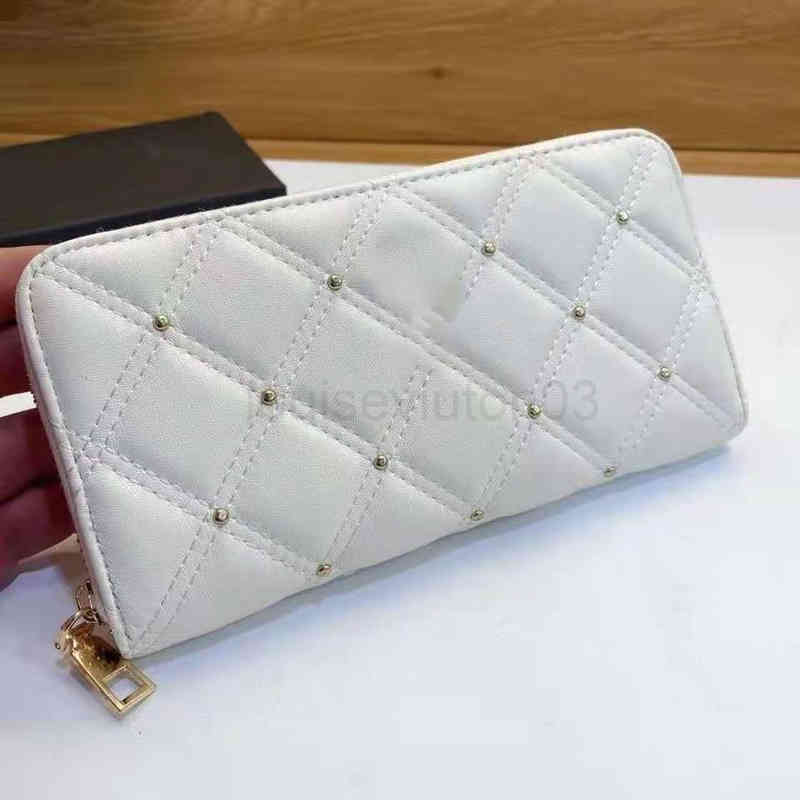 Designer Cc Channel Bag Wallet Card Holders Womens Mens Fashion Bags New Long Chaanel Wallet Womens Handbag Simple Large Capacity Zipper Change Clip Box, Pink 
Designer Cc Channel Bag Wallet Card Holders Womens Mens Fashion Bags New Long Chaanel Wallet Womens Handbag Simple Large Capacity Zipper Change Clip Box, Pink