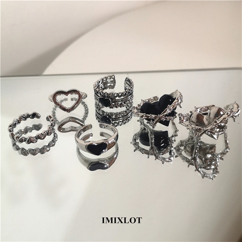 Punk Gothic Thorns Black Silver Color Heart Metal Opened Adjustable Ring For Women Men Girls Party Grunge Y2k Jewelry 220728
Punk Gothic Thorns Black Silver Color Heart Metal Opened Adjustable Ring For Women Men Girls Party Grunge Y2k Jewelry 220728