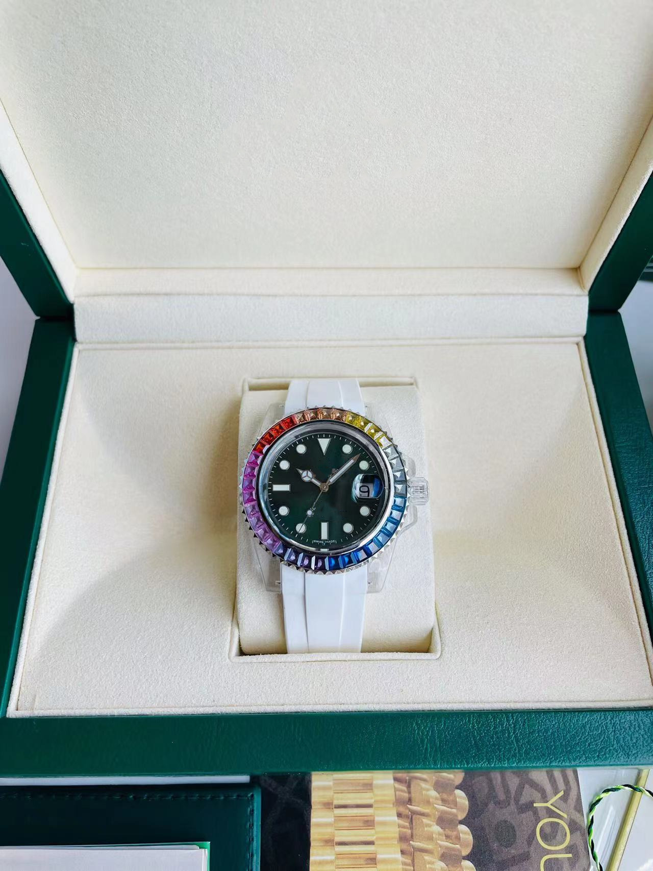 Top quality men watches Eta2824 automatic chain movement watch 40mm diameter glass crystal shell cover sapphire glass super luminous 1015, Gray
Top quality men watches Eta2824 automatic chain movement watch 40mm diameter glass crystal shell cover sapphire glass super luminous 1015, Gray