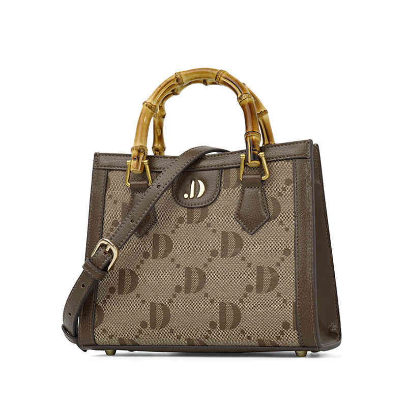 Purses Outlet Bag high-capacity high-quality temperament 2022 new women's shoulder bag design, Brown
Purses Outlet Bag high-capacity high-quality temperament 2022 new women's shoulder bag design, Brown