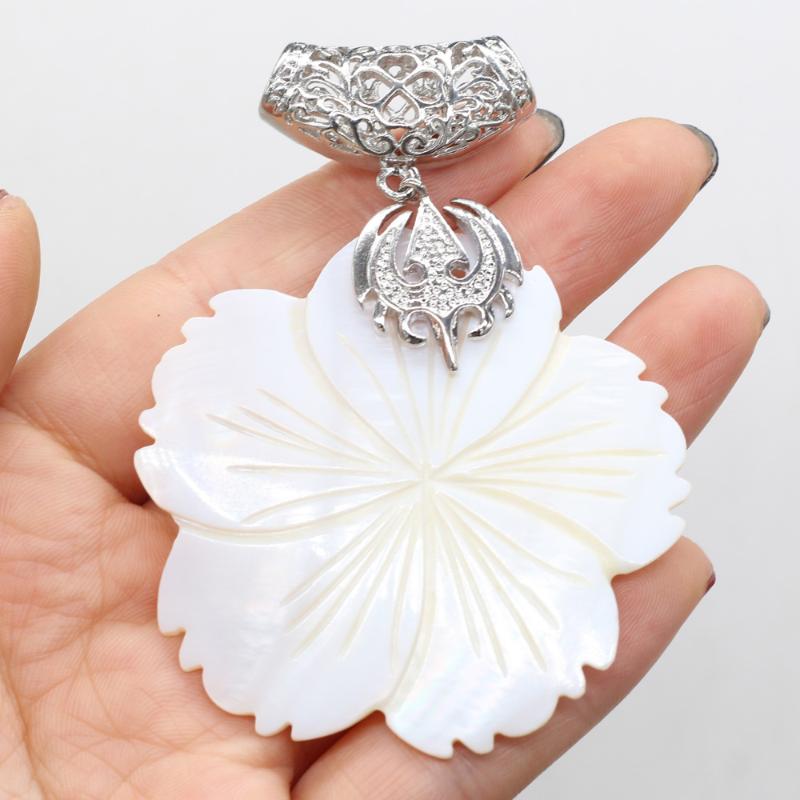 Pendant Necklaces 1pcs Natural Flower Shell Mother Of Pearl Pendants Charms For Earring Necklace Jewelry Making Women Gift Size 55x55mm
Pendant Necklaces 1pcs Natural Flower Shell Mother Of Pearl Pendants Charms For Earring Necklace Jewelry Making Women Gift Size 55x55mm