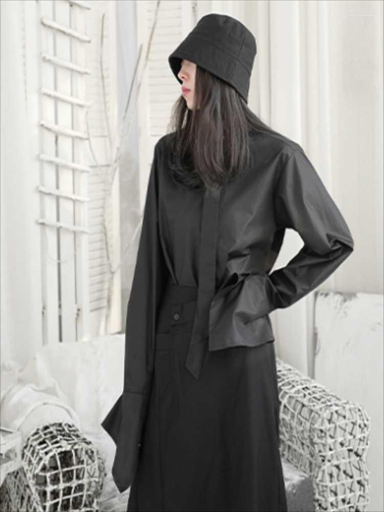 Women' Blouses & Shirts Autumn Ladies Standing Collar Ribbon Vertical Feeling Horn Long Sleeve Shirt Loose Temperament Show Thin, Black
Women' Blouses & Shirts Autumn Ladies Standing Collar Ribbon Vertical Feeling Horn Long Sleeve Shirt Loose Temperament Show Thin, Black