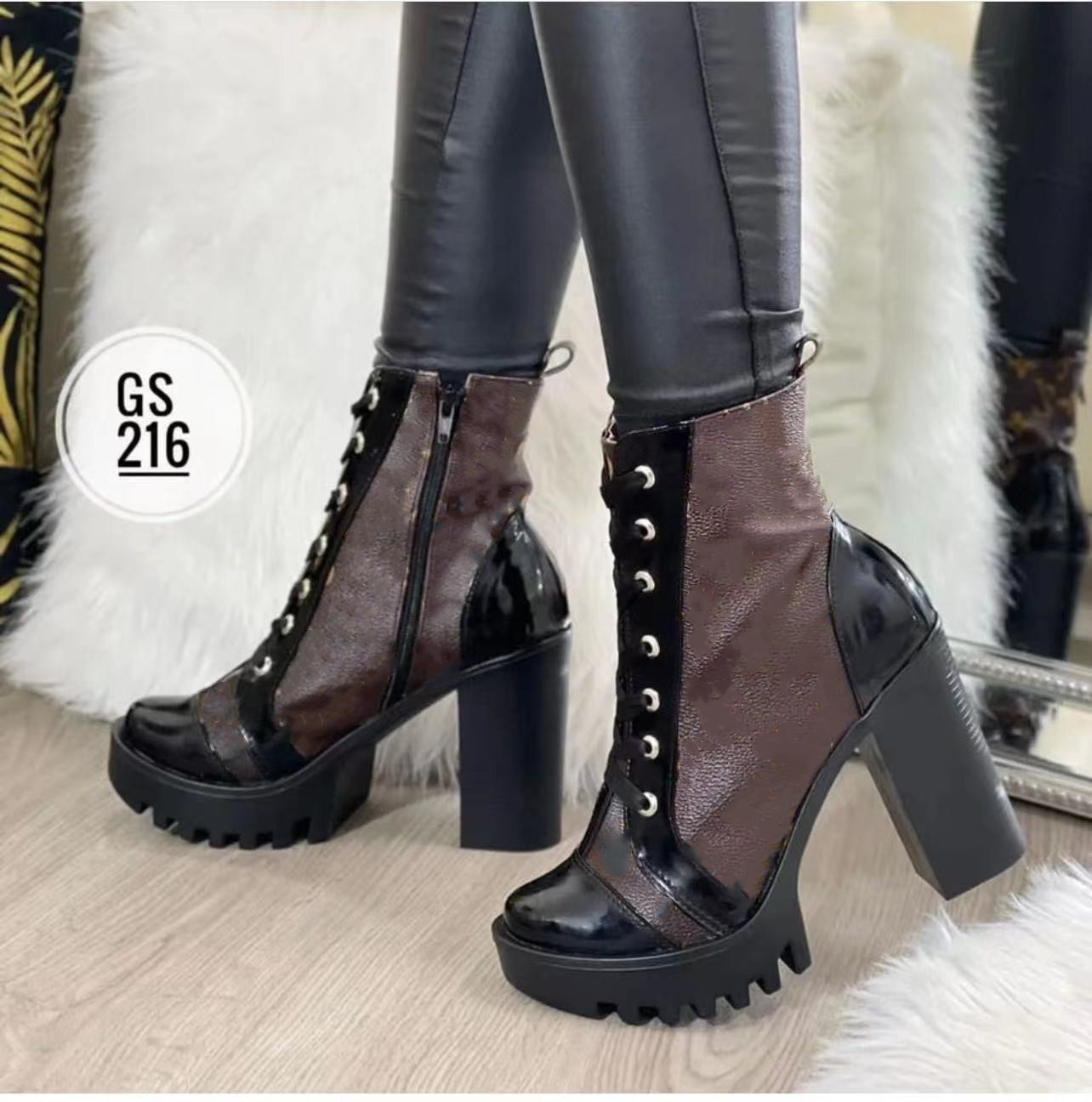 2022 High heel Martin boots autumn and winter thick heel women's shoes desert boots 100% praise zipper letter lace fashion ladies high heels large size -43, Brown flower black
2022 High heel Martin boots autumn and winter thick heel women's shoes desert boots 100% praise zipper letter lace fashion ladies high heels large size -43, Brown flower black