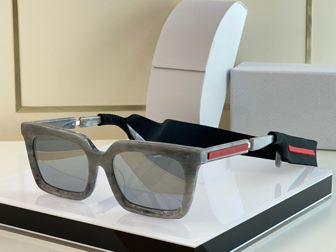 Sunglasses For Men Women Summer 09A Style Anti-Ultraviolet Retro Plate Square Full Frame Fashion Send Chain Eyeglasses Random Box
Sunglasses For Men Women Summer 09A Style Anti-Ultraviolet Retro Plate Square Full Frame Fashion Send Chain Eyeglasses Random Box