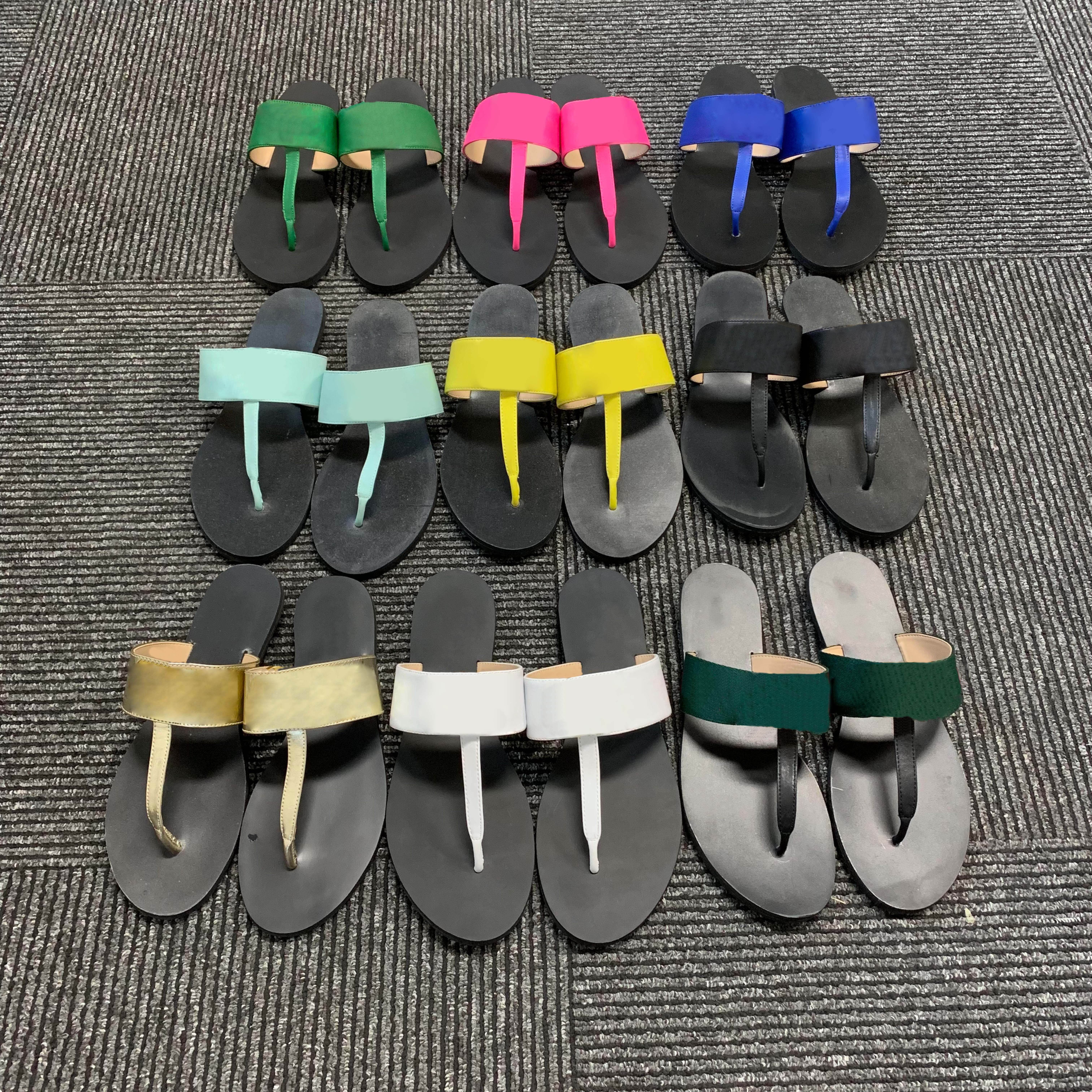 Thong Web sandal Men Women Fashion Slippers Flip-Flops Luxury Leather Metal Trim Flat Sandals Summer Outdoor Slippers
Thong Web sandal Men Women Fashion Slippers Flip-Flops Luxury Leather Metal Trim Flat Sandals Summer Outdoor Slippers
