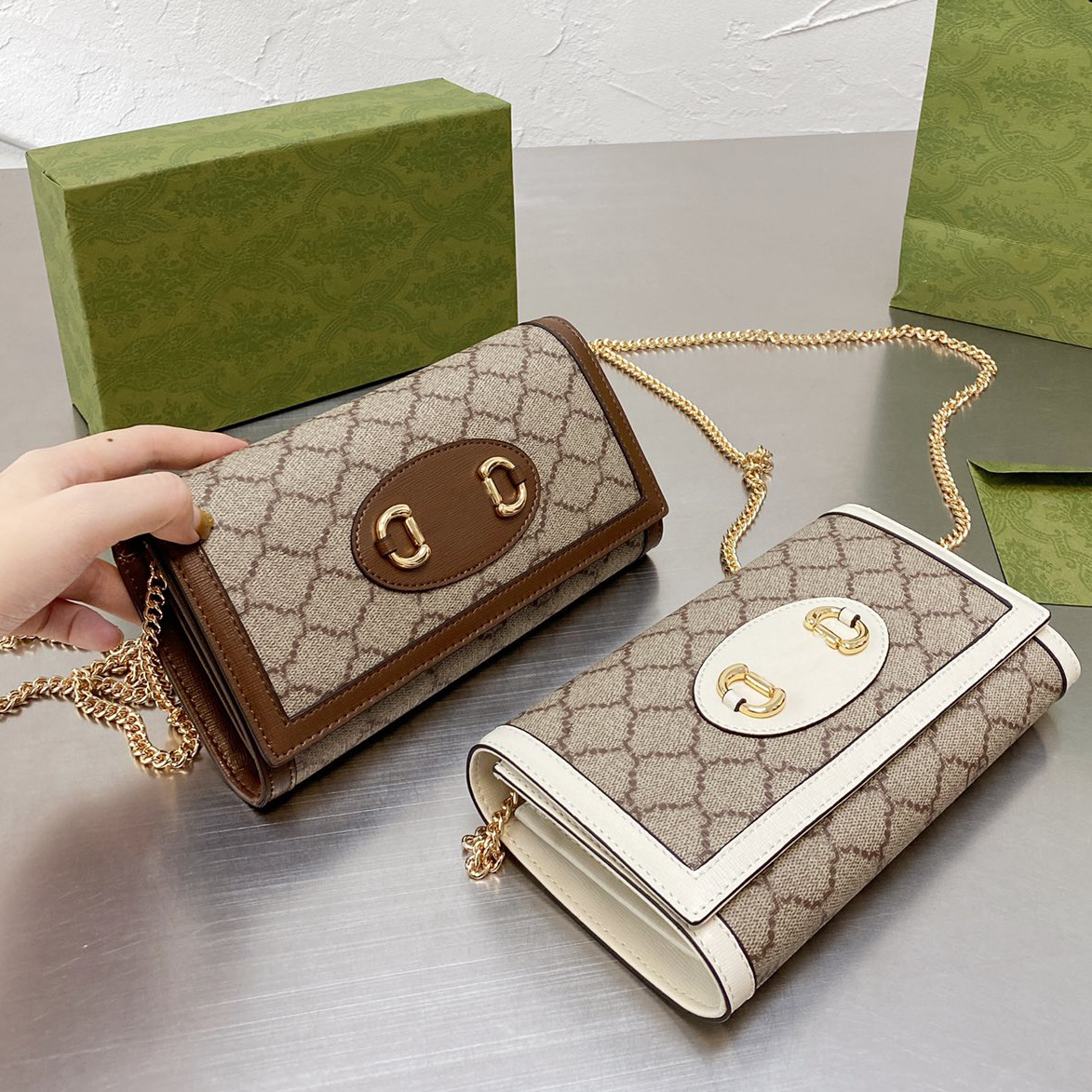 Hand bag Chain bag Crossbody mini Totes Bags Metallic Lady Luxury Designer Brand Fashion Handbags High Quality Women Phone Wallet, No bag
Hand bag Chain bag Crossbody mini Totes Bags Metallic Lady Luxury Designer Brand Fashion Handbags High Quality Women Phone Wallet, No bag