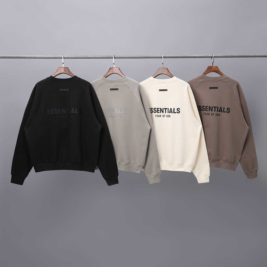 2022 Sweatshirts Fashion American High Street Brand Essential Sweater Back Letter Slogan Double Line Crew Pullover, Khaki
2022 Sweatshirts Fashion American High Street Brand Essential Sweater Back Letter Slogan Double Line Crew Pullover, Khaki